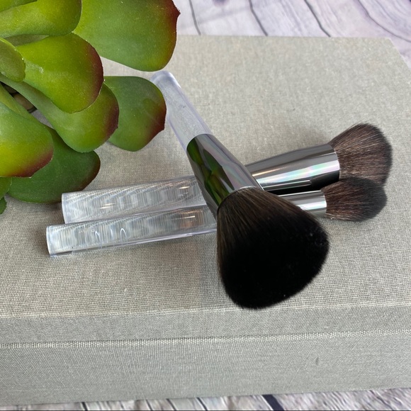 2/$34 Opulent Beauty Crystal Clear 3pc. Brush Set - Picture 2 of 6